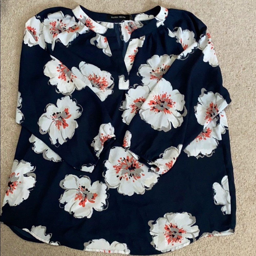 Ivanka Trump 3/4 sleeve blouse